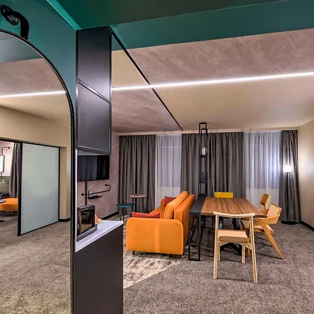 Novotel Centrum Hotel 4*