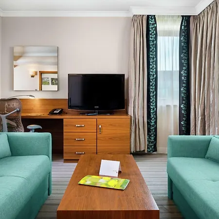 Hilton Garden Otel 4*