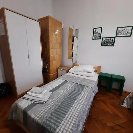 Albergue Lorf Hostel&apartments