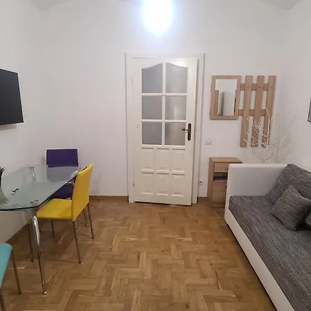 Albergue Lorf Hostel&apartments