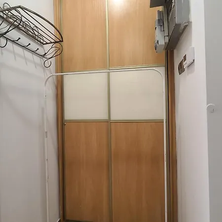 Lorf Hostel&apartments Albergue