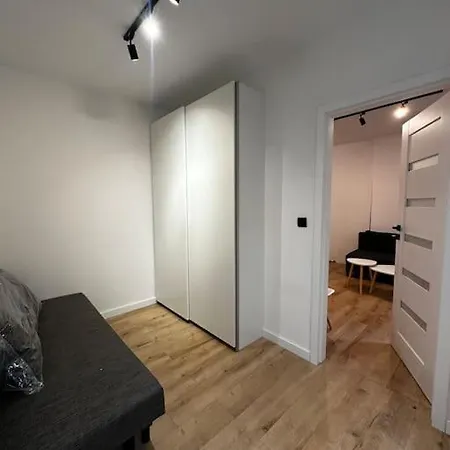 Nowoczesny Z Ogrodem Apartament Kraków