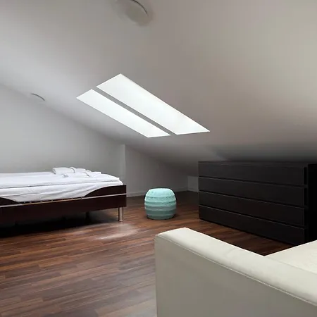 Apartment Corner