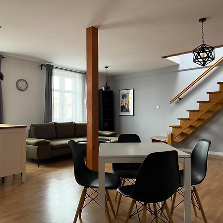Apartment Corner