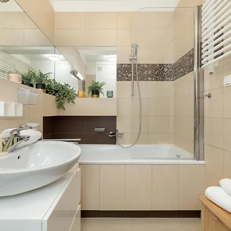 Apartment Beautiful With Free Parking In Kazimierz District By Renters *