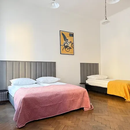 Corner Apartment *