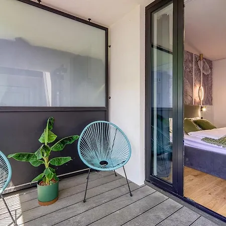 Apartment High Standard In Location *