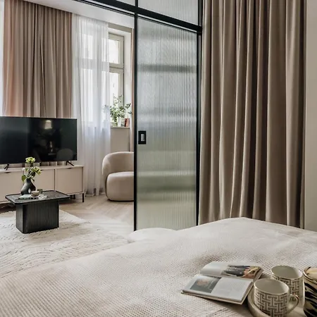Aparthotel Millou - Loftaffair Collection *