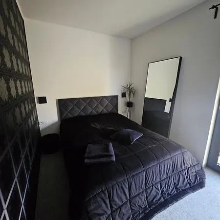 Luksusowy 60 M Z Jacuzzi Oraz Z Ogrodkiem Na Dachu Na Wylacznosc ! Krakow