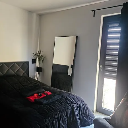 Luksusowy 60 M Z Jacuzzi Oraz Z Ogrodkiem Na Dachu Na Wylacznosc ! * Krakow