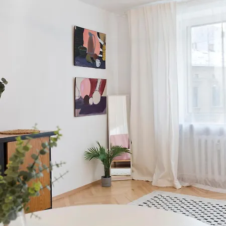 Beautiful & Cozy Next To Main Market Apartamento