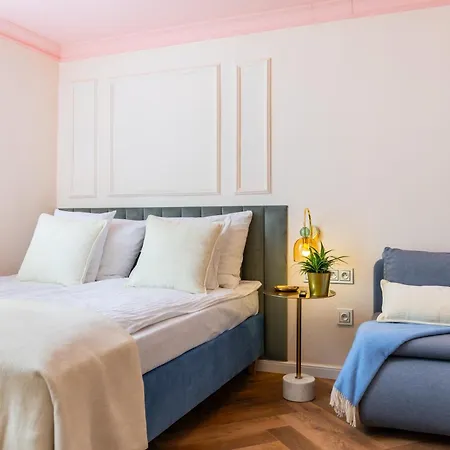 Old Town Air Conditioning Stylish Free Parking Apartment *