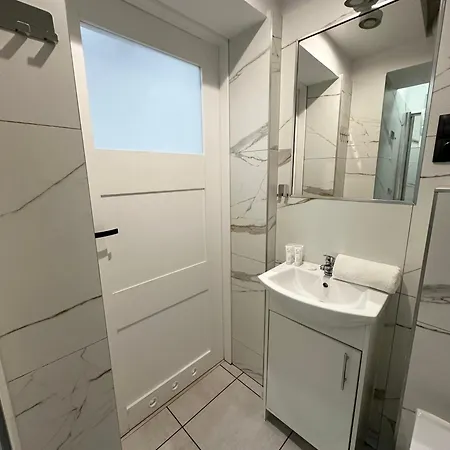 By Renters * Krakow