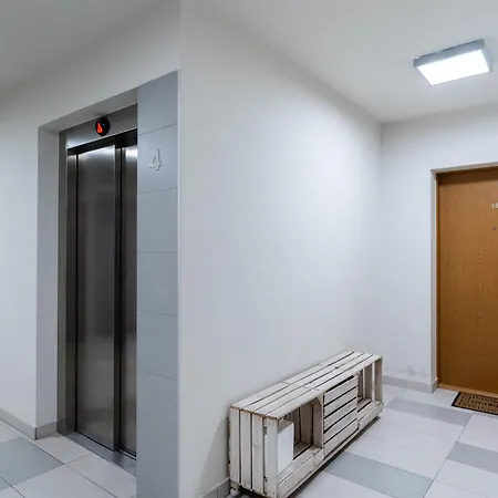 Nowe Czyzyny Deluxe Apartment *