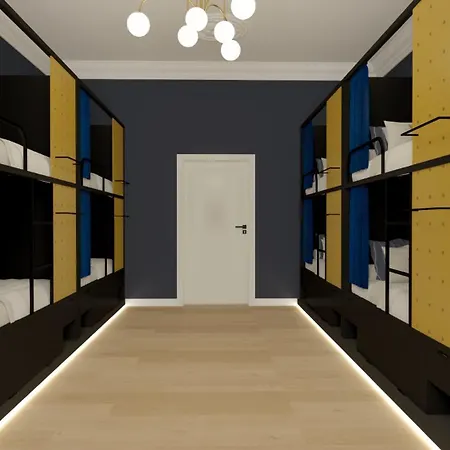 Хостел Dreamfactory - *