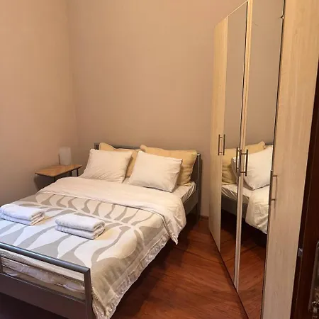 Enios Zwierzyniecka 6 Hostel *