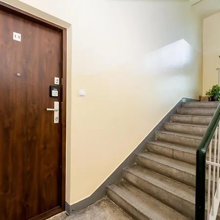 Stylish Nest Апартаменты