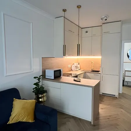 Atrium - Old Town Luxury - By Upstairs Apartamento