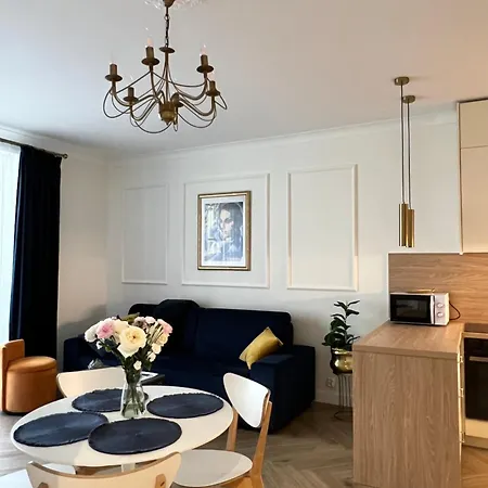 Atrium - Old Town Luxury - By Upstairs Apartamento Cracóvia