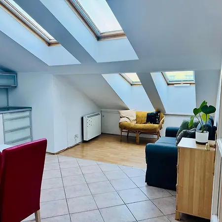 Luna Apartment