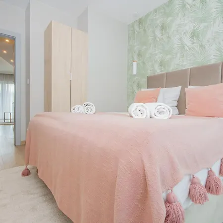 Inpoint Central Apartments Hotel apartamentowy 3*