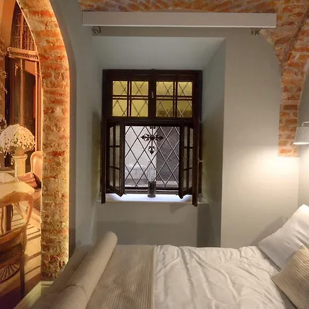 Toop - Near Market Square Apartment