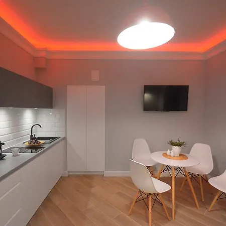 Toop - Near Market Square Apartment