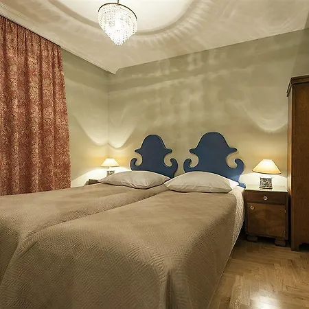 Crystal Chez Helena Apartahotel Cracovia