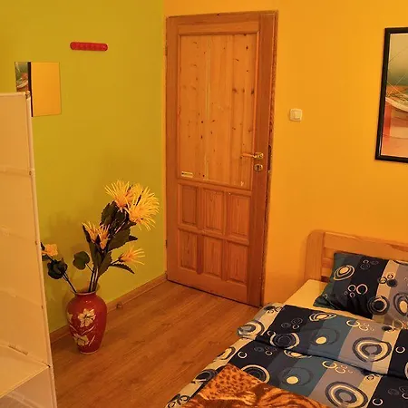Tara Hostel *
