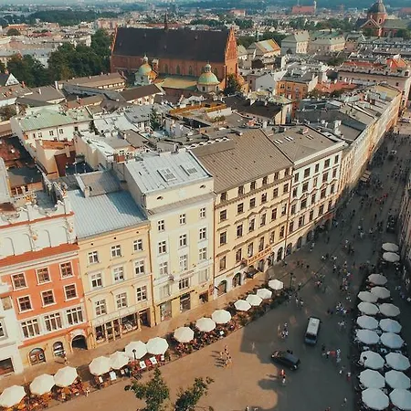 Venetian House Market Square