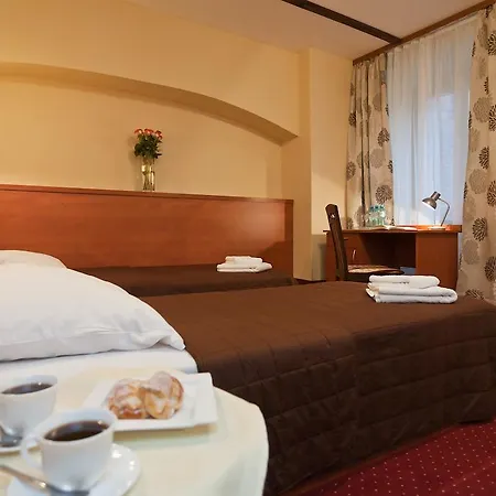 Otel Maksymilian