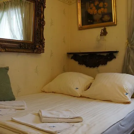 Hostel Florian Budget