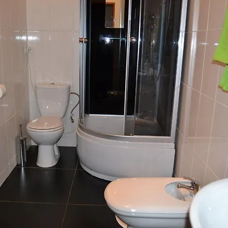Hostal Appena & *
