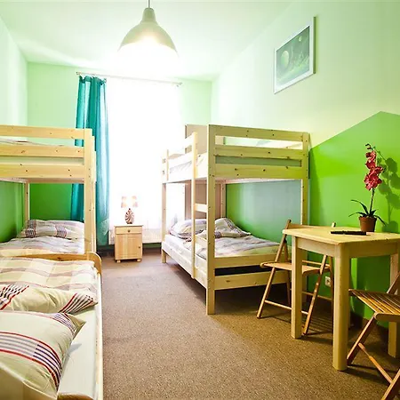 Moon Hostel *