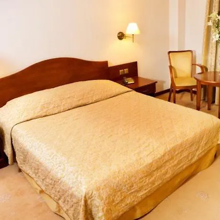 Otel Sympozjum & 4*