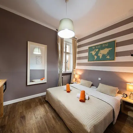 Hostel Rynek 7 *