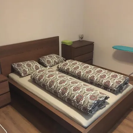 Appena & Hostal *