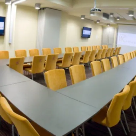 Otel Centrum Business