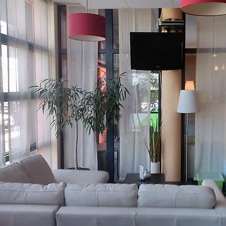Hotel System