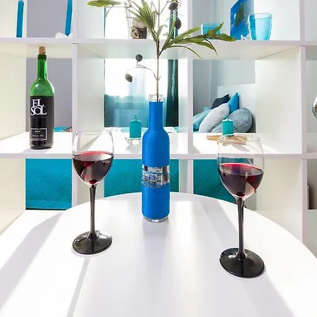 Apartment World *