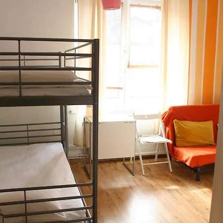Apart & Hostel Guest Room Brendan *