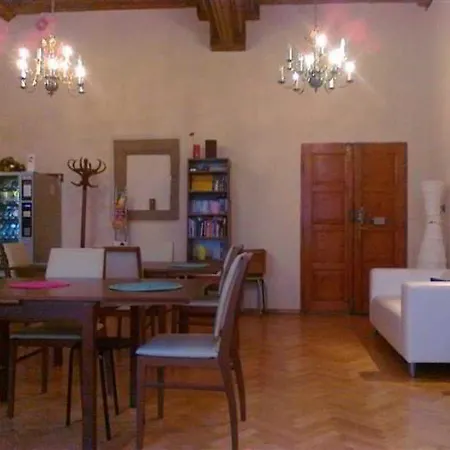 Hostel Tutti Frutti *