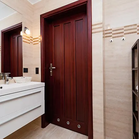 Insom Cracow Old Town Krotka Apartamento