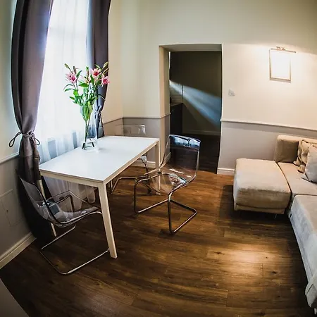 Aparthotel Angel House
