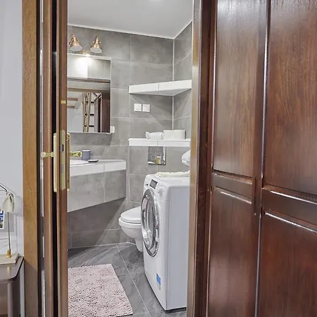 Alicja Apartament *