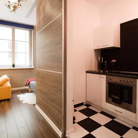 Prestigious Main Square Apartment *