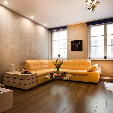 Prestigious Main Square Apartment Krakow
