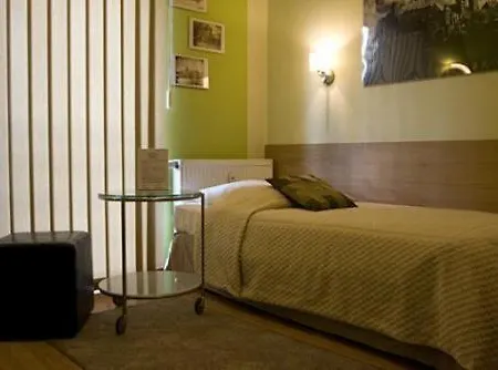 Hotell Krasickiego 24