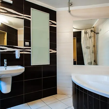 Aparthotel Kadetus