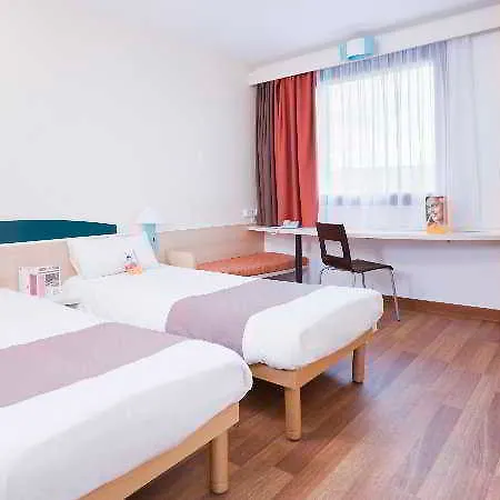 Ibis Centrum Hotel 3*
